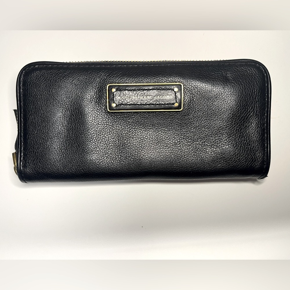 Marc Jacobs Women’s Black Wallet